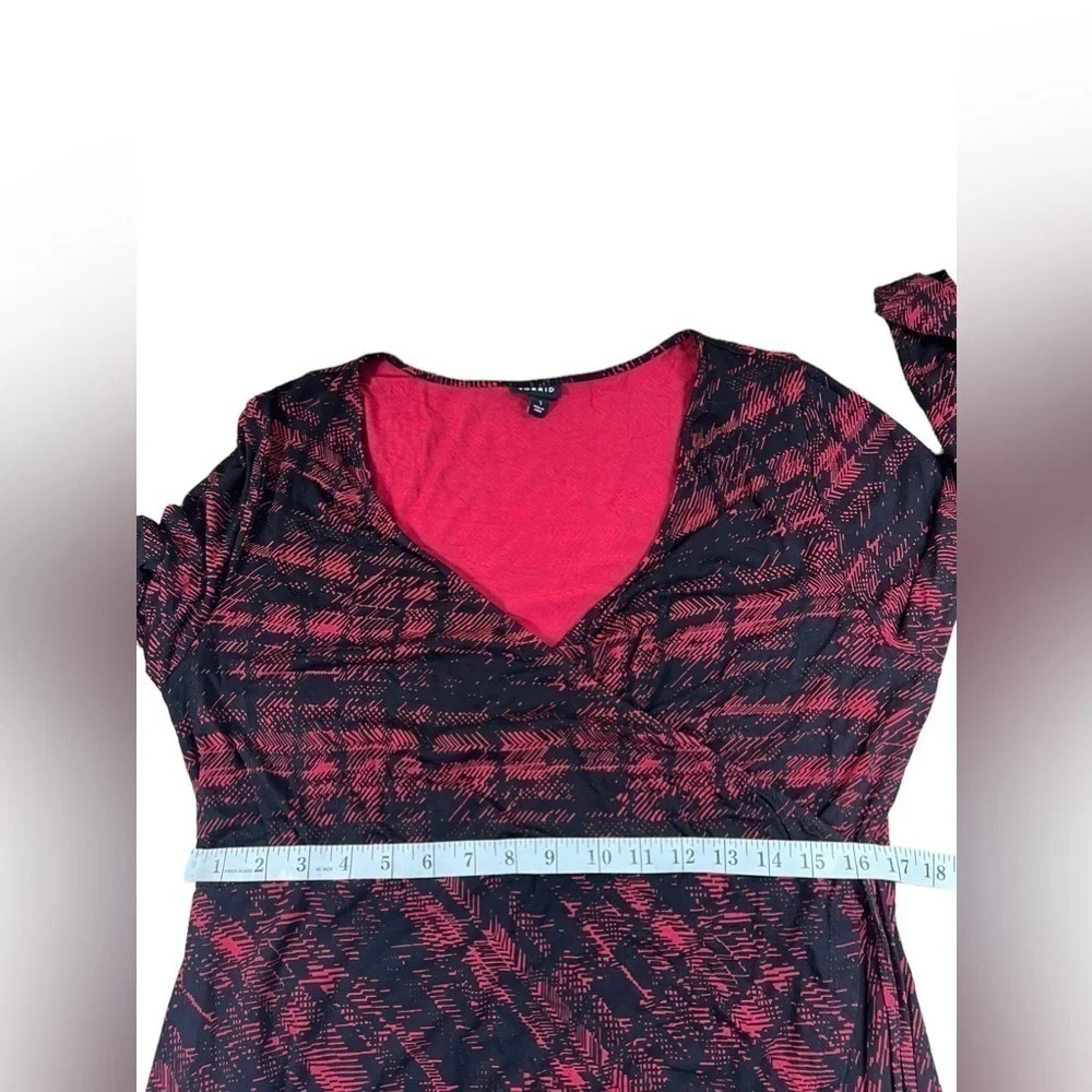 TORRID Womens 1X Red Black Abstract Plaid Long Sleeve Surplice Neck Wrap Dress - Picture 10 of 15